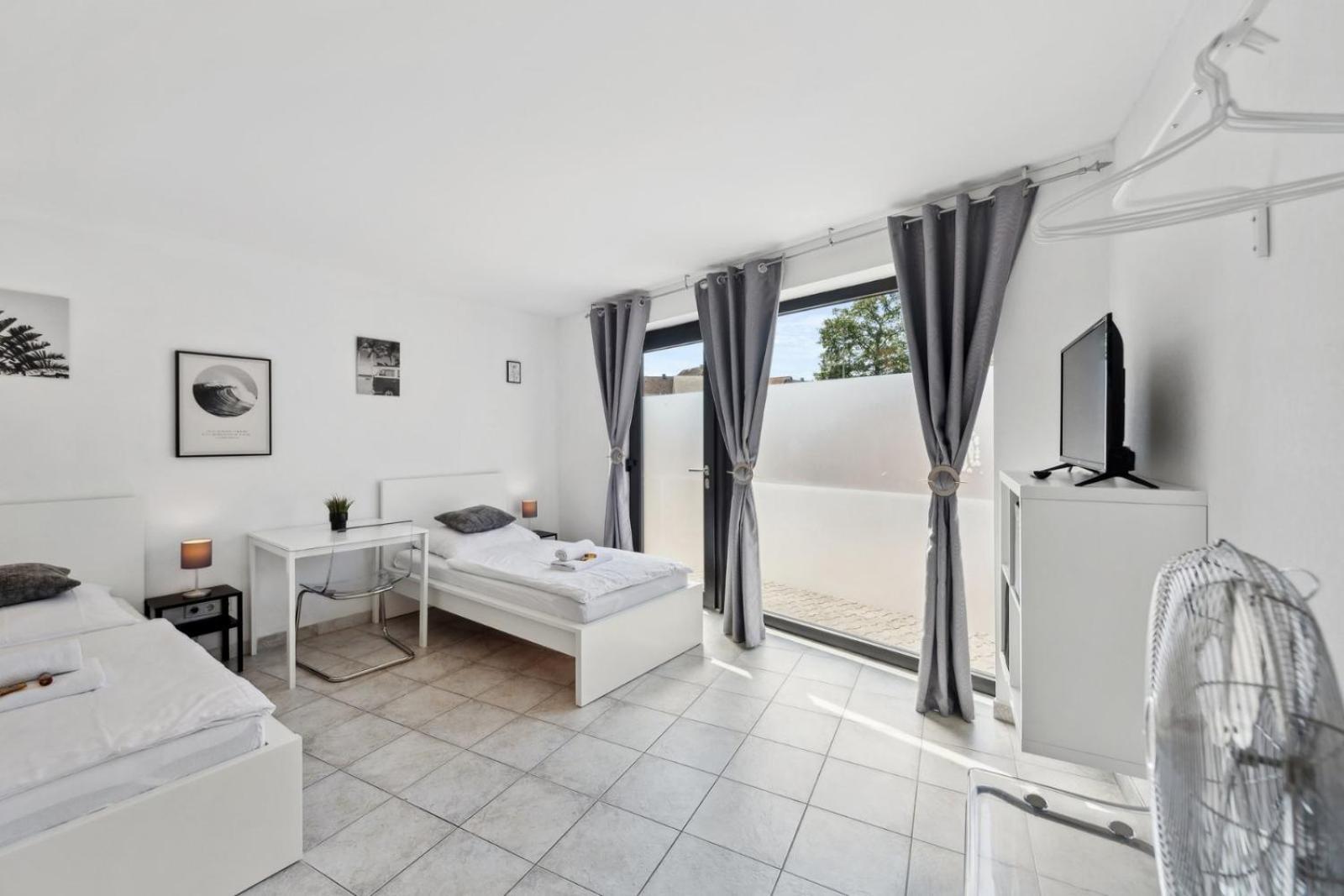 Andriss - Travel & Work - 5 Bedroom - Kitchen - Parking Καϊζερσλάουτερν Εξωτερικό φωτογραφία